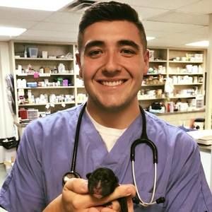 Meet your Posher, Robert